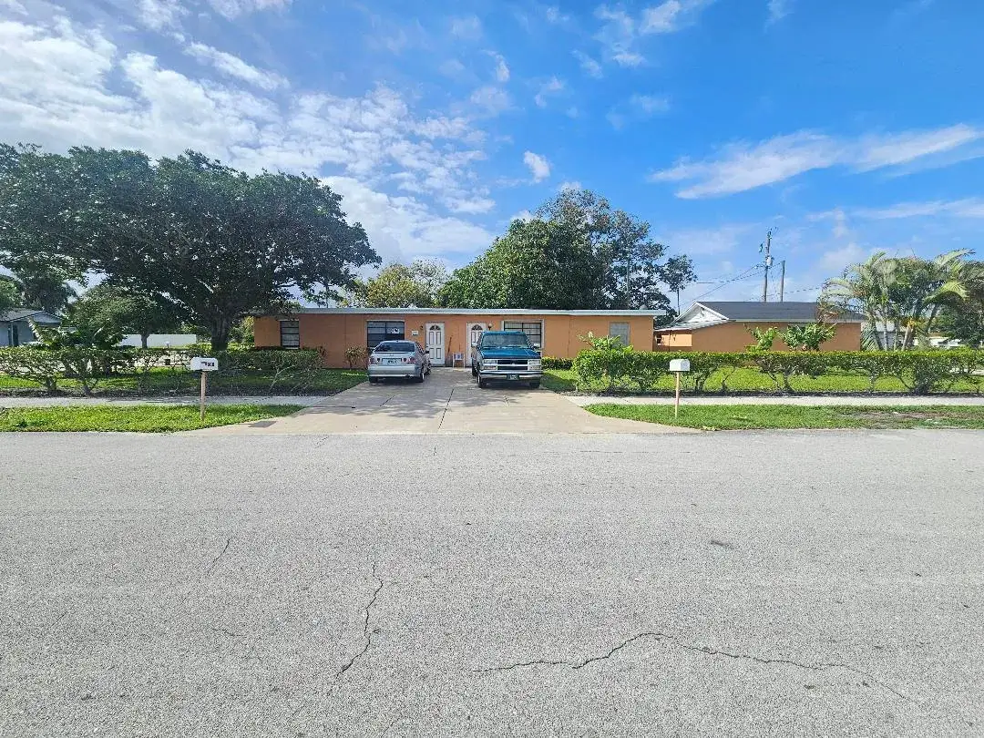 Residential Income for sale at 800 NW 1st Street, Delray Beach FL 33444