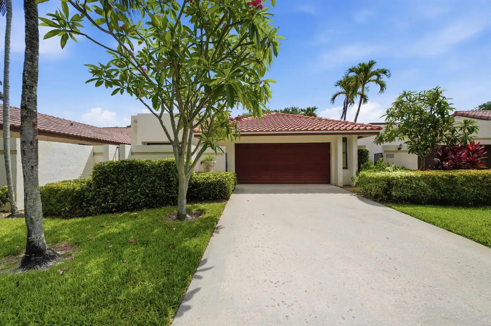 2 bedroom 2 bath Residential for sale at 6755 Lago Vista Terrace, Boca Raton FL 33433