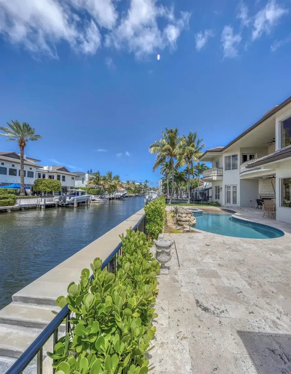 5 bedroom 6 bath Residential for sale at 945 Cypress Drive, Delray Beach FL 33483