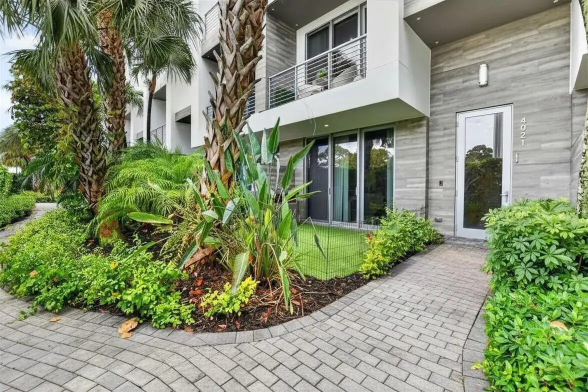 3 bedroom 3 bath Residential for sale at 4021 NW 18th Way, Boca Raton FL 33431