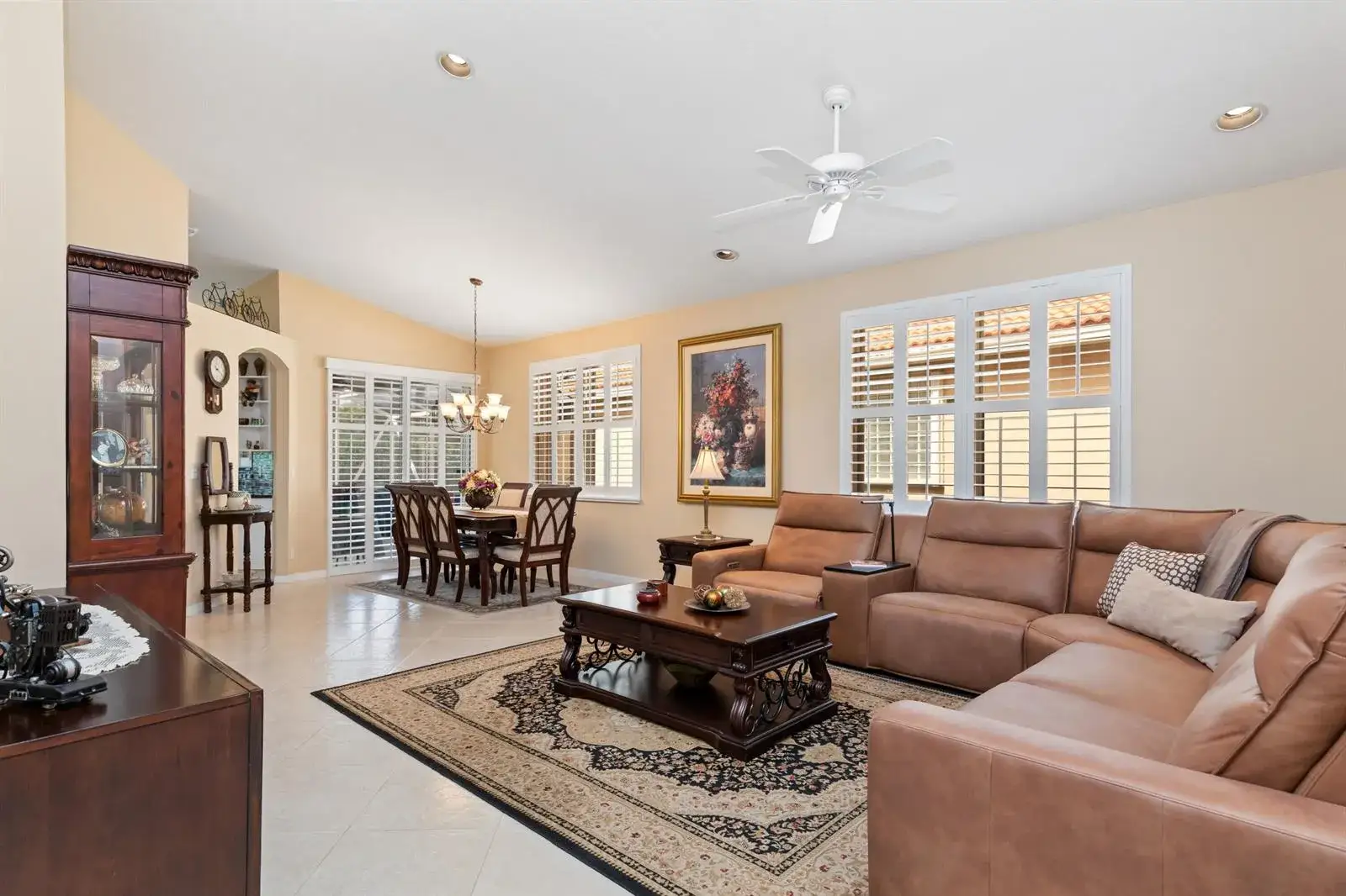3 bedroom 2 bath Residential for sale at 6698 Vía Roma, Delray Beach FL 33446