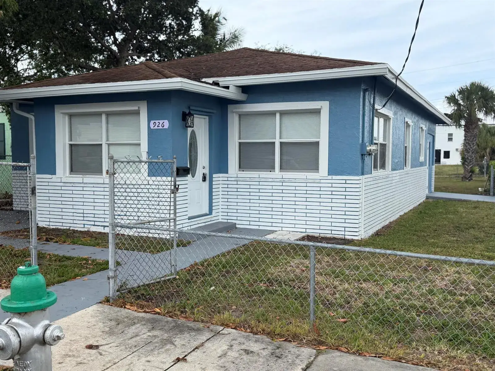 4 bedroom 2 bath Residential Lease for rent at 926 14th Street, West Palm Beach FL 33401