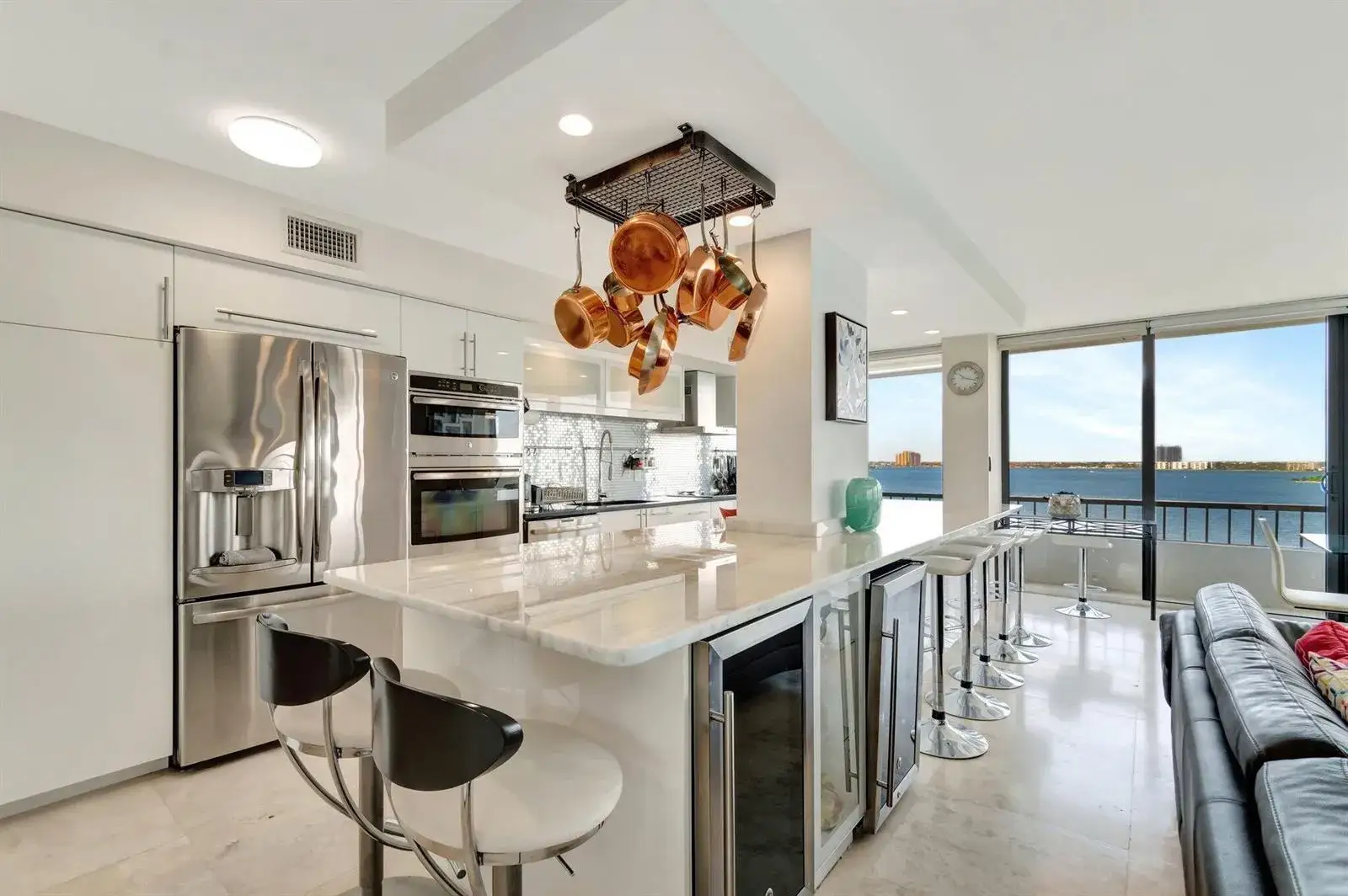 2 bedroom 2 bath Residential Lease for rent at 5550 N Ocean Drive # 10d, Singer Island FL 33404