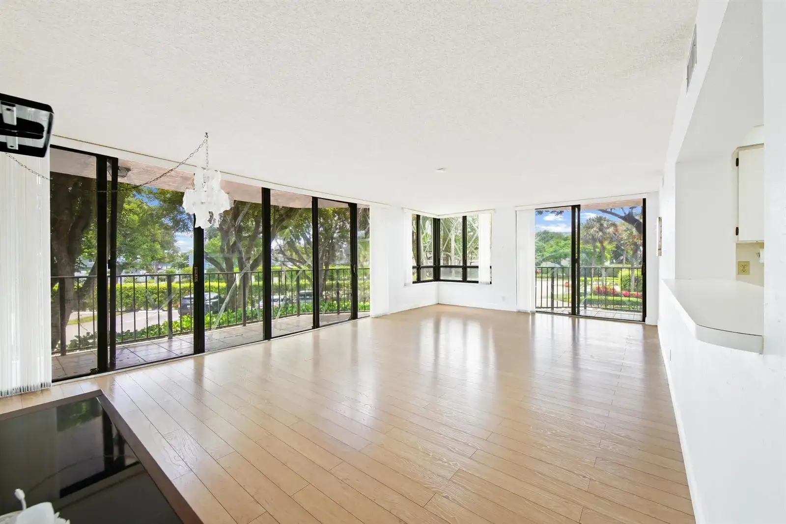 2 bedroom 2 bath Residential for sale at 799 Jeffery Street # 201, Boca Raton FL 33487