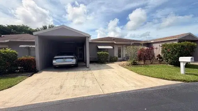 2 bedroom 2 bath Residential for sale at 14760 Wildflower Lane, Delray Beach FL 33446