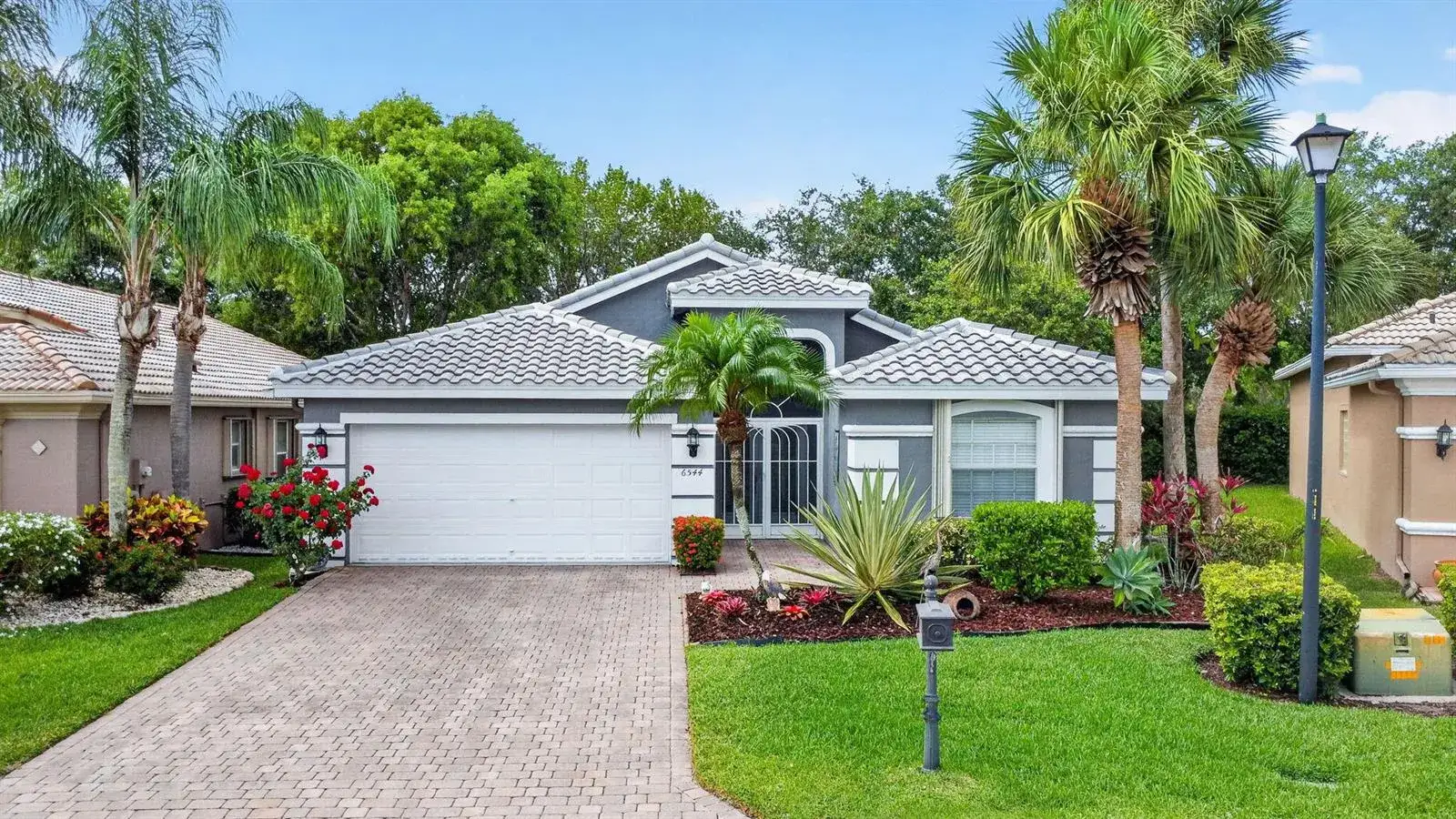 3 bedroom 2 bath Residential for sale at 6544 Via Primo Street, Lake Worth FL 33467
