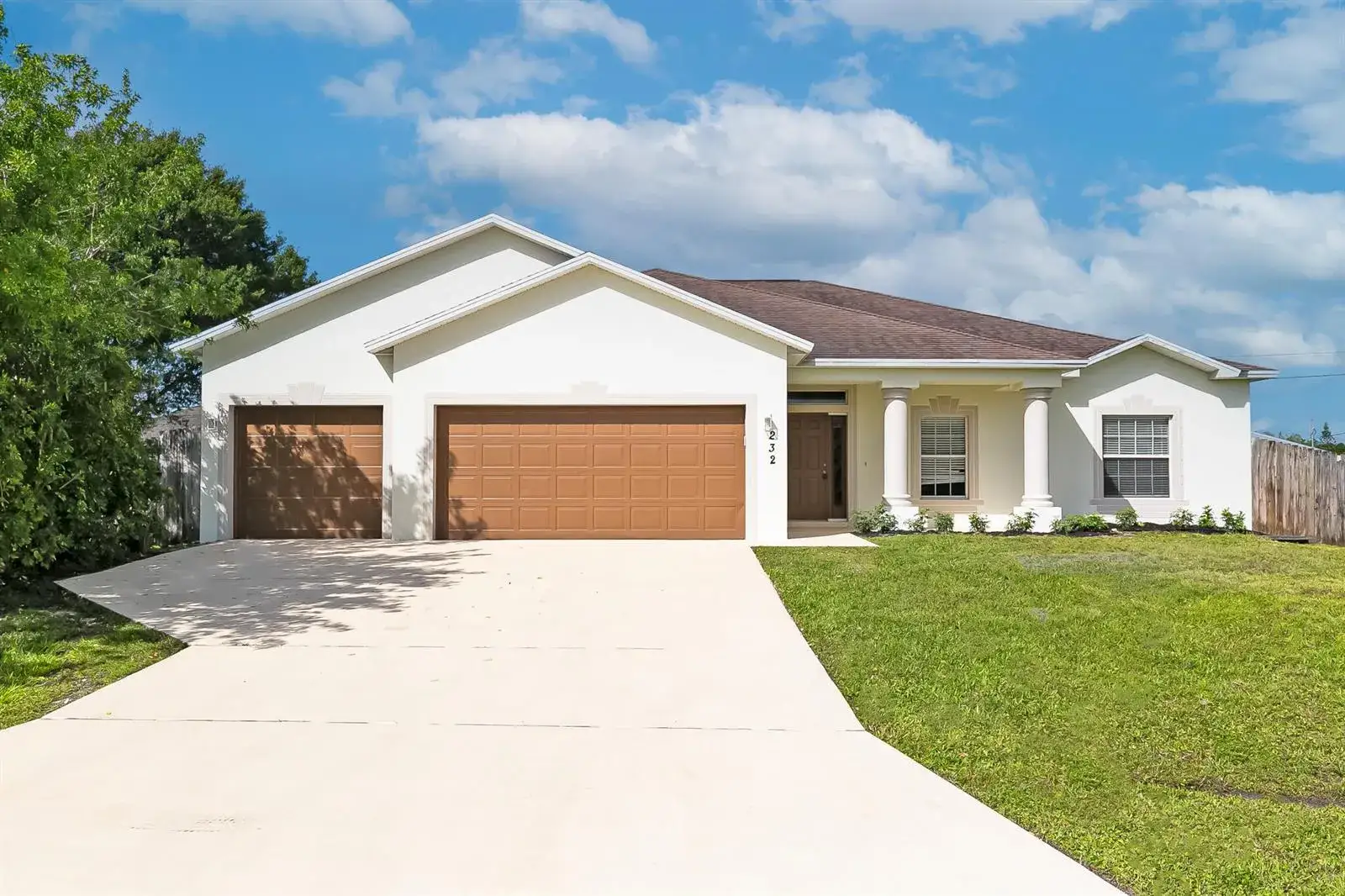 4 bedroom 3 bath Residential for sale at 232 SW Aldoro Place, Port St. Lucie FL 34953
