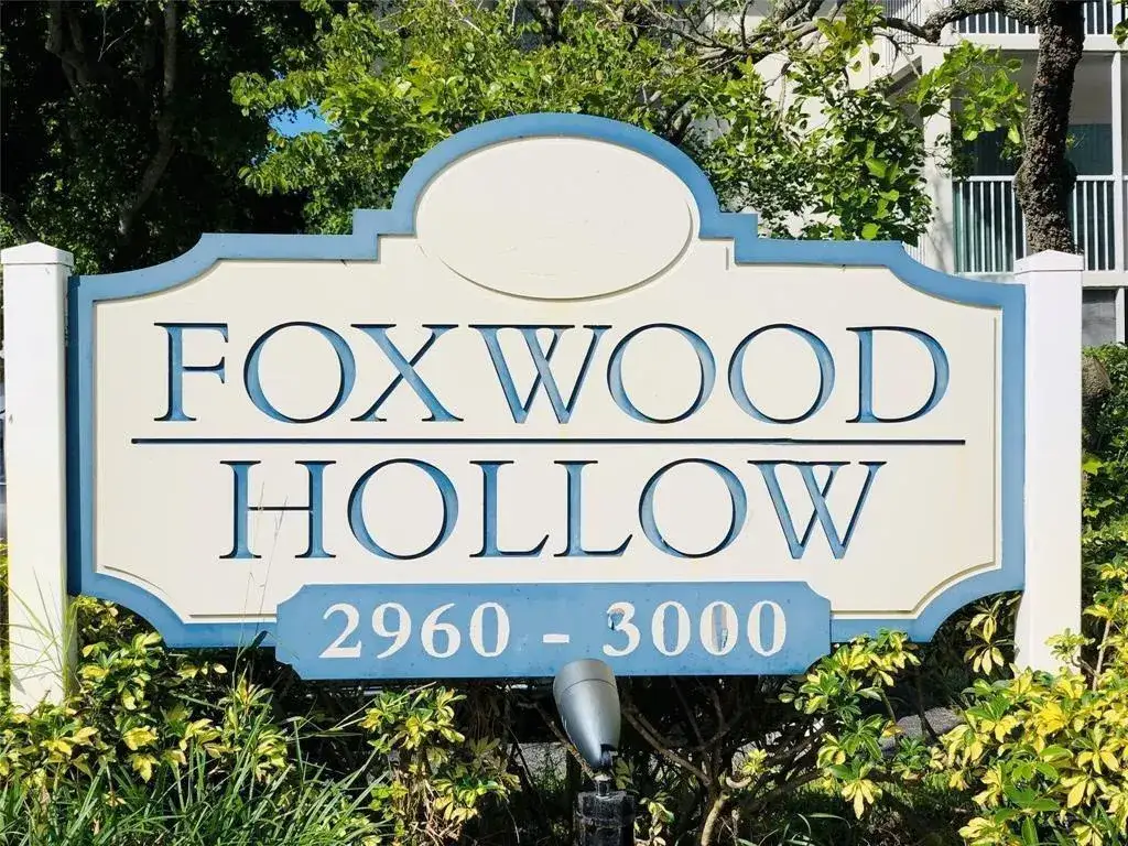 2 bedroom 2 bath Residential for sale at 2960 Riverside Drive # 2, Coral Springs FL 33065