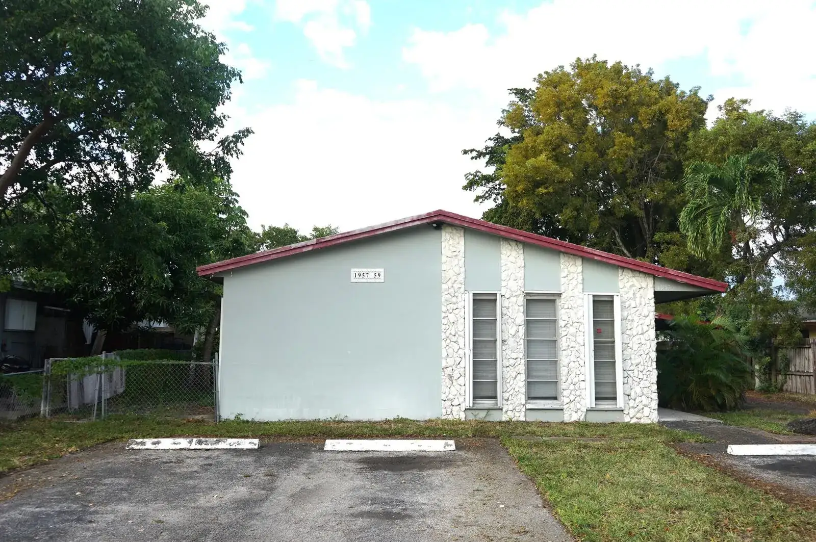 2 bedroom 1 bath Residential Lease for rent at 1957 Liberty Street # 1, Hollywood FL 33020