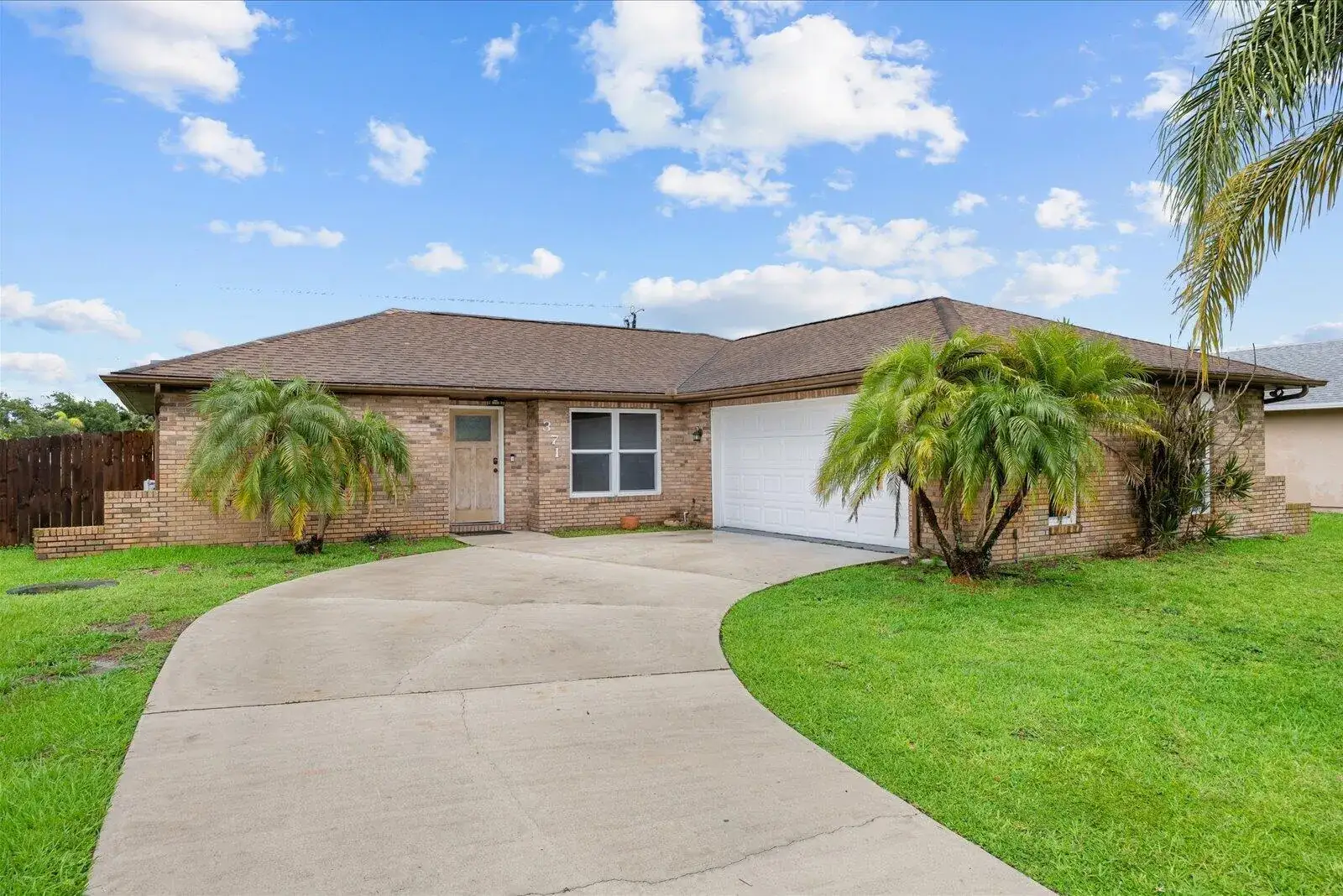 2 bedroom 2 bath Residential for sale at 371 SW Butler Avenue, Port St. Lucie FL 34983