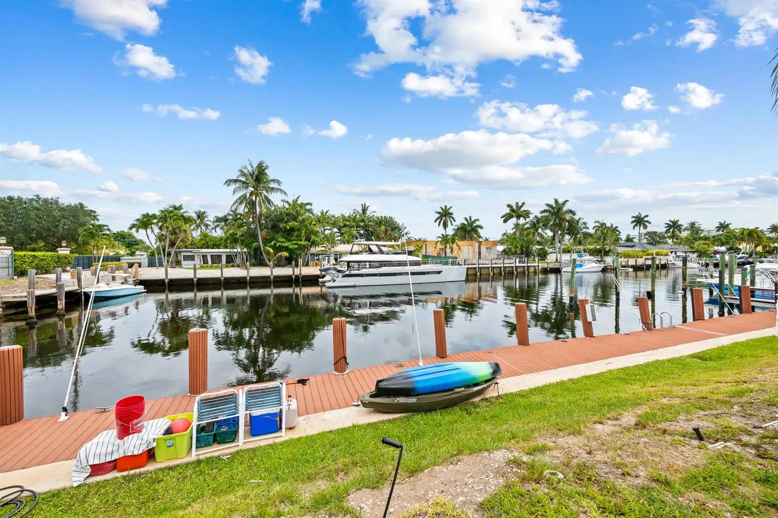 1 bedroom 1 bath Residential for sale at 2601 NE 1st Street # 17, Pompano Beach FL 33062