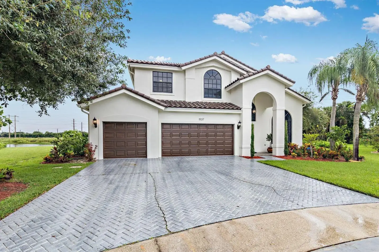 4 bedroom 3 bath Residential Lease for rent at 11137 Grandview Manor, Wellington FL 33414