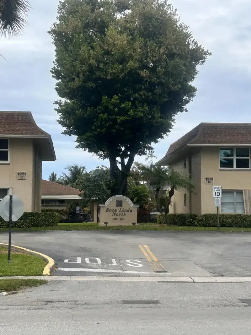 1 bedroom 1 bath Residential Lease for rent at 1271 NW 13th Street # 355e, Boca Raton FL 33486