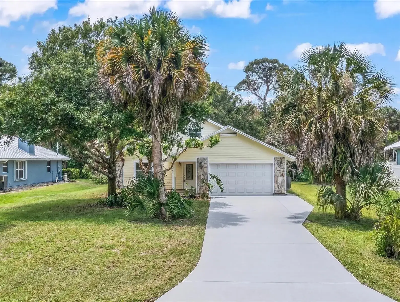 3 bedroom 2 bath Residential for sale at 179 Filbert Street, Sebastian FL 32958