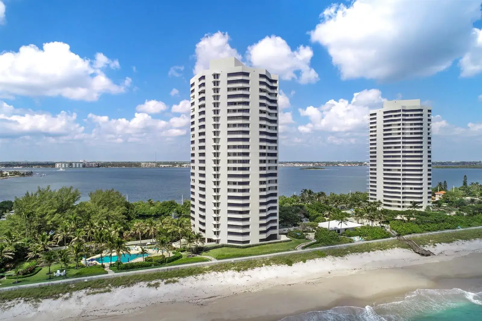 2 bedroom 2 bath Residential Lease for rent at 5070 N Ocean Drive # 23c, Singer Island FL 33404