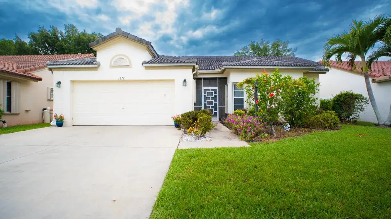 2 bedroom 2 bath Residential for sale at 3872 Summer Chase Court, Lake Worth FL 33467