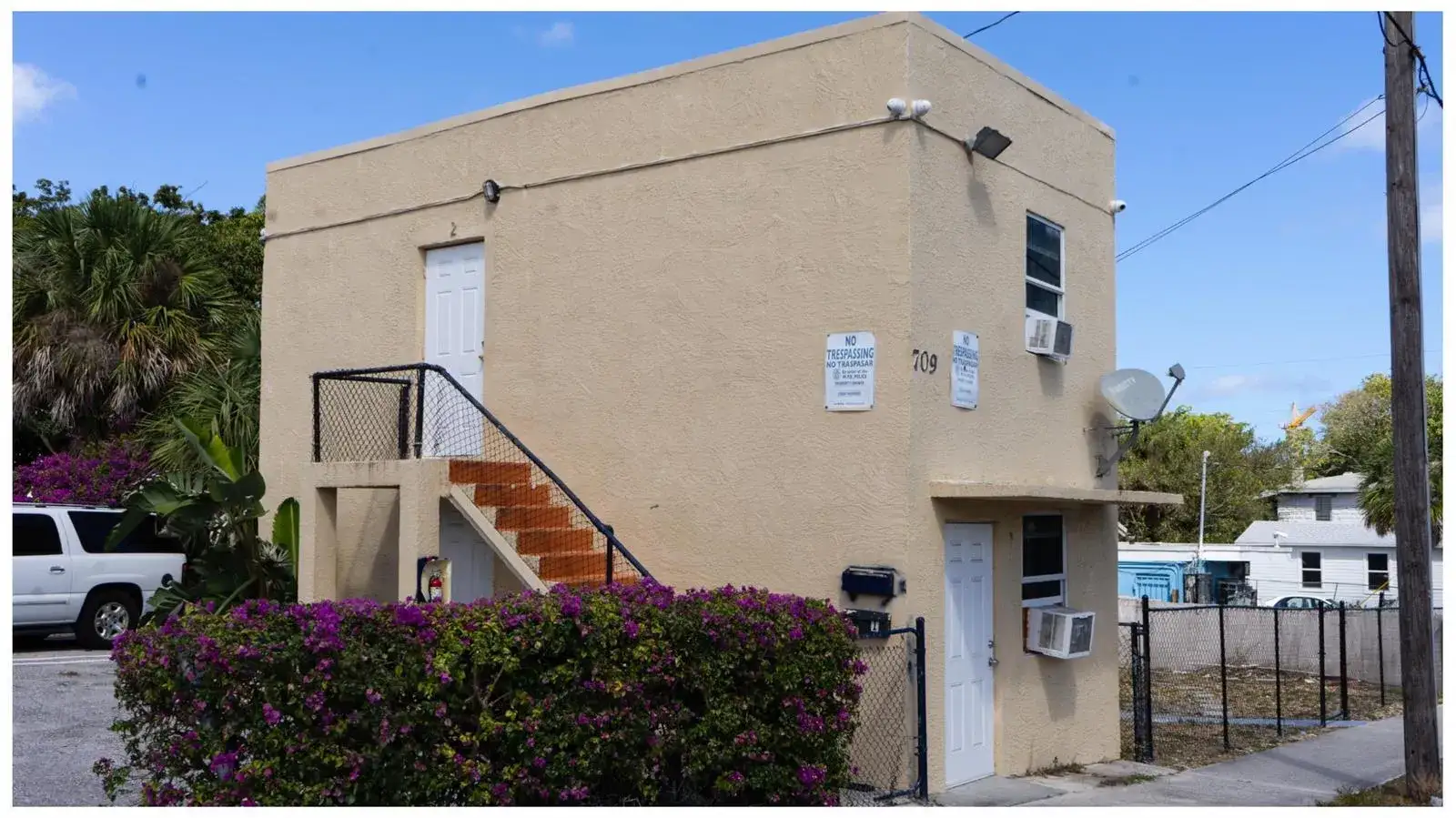 2 bedroom 1 bath Residential Lease for rent at 709 6th Street # 3, West Palm Beach FL 33401