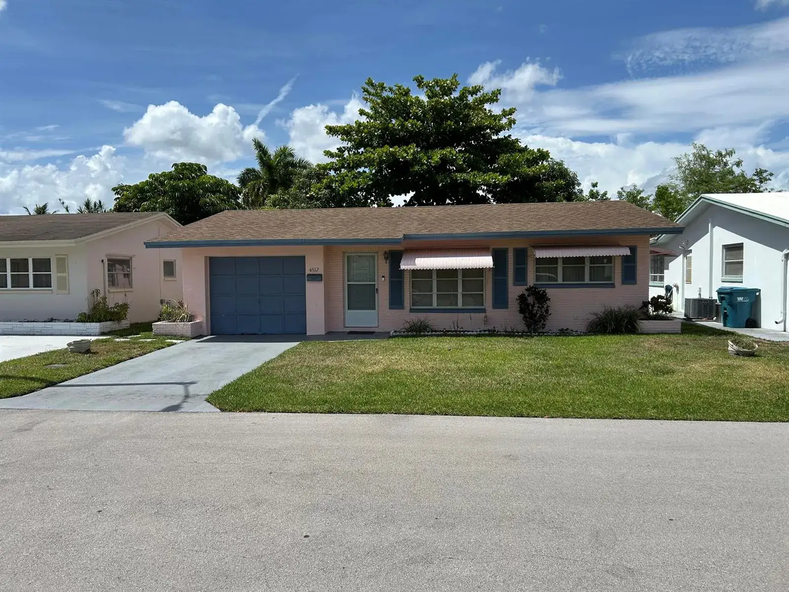 2 bedroom 1 bath Residential for sale at 4517 NW 49th Street, Tamarac FL 33319