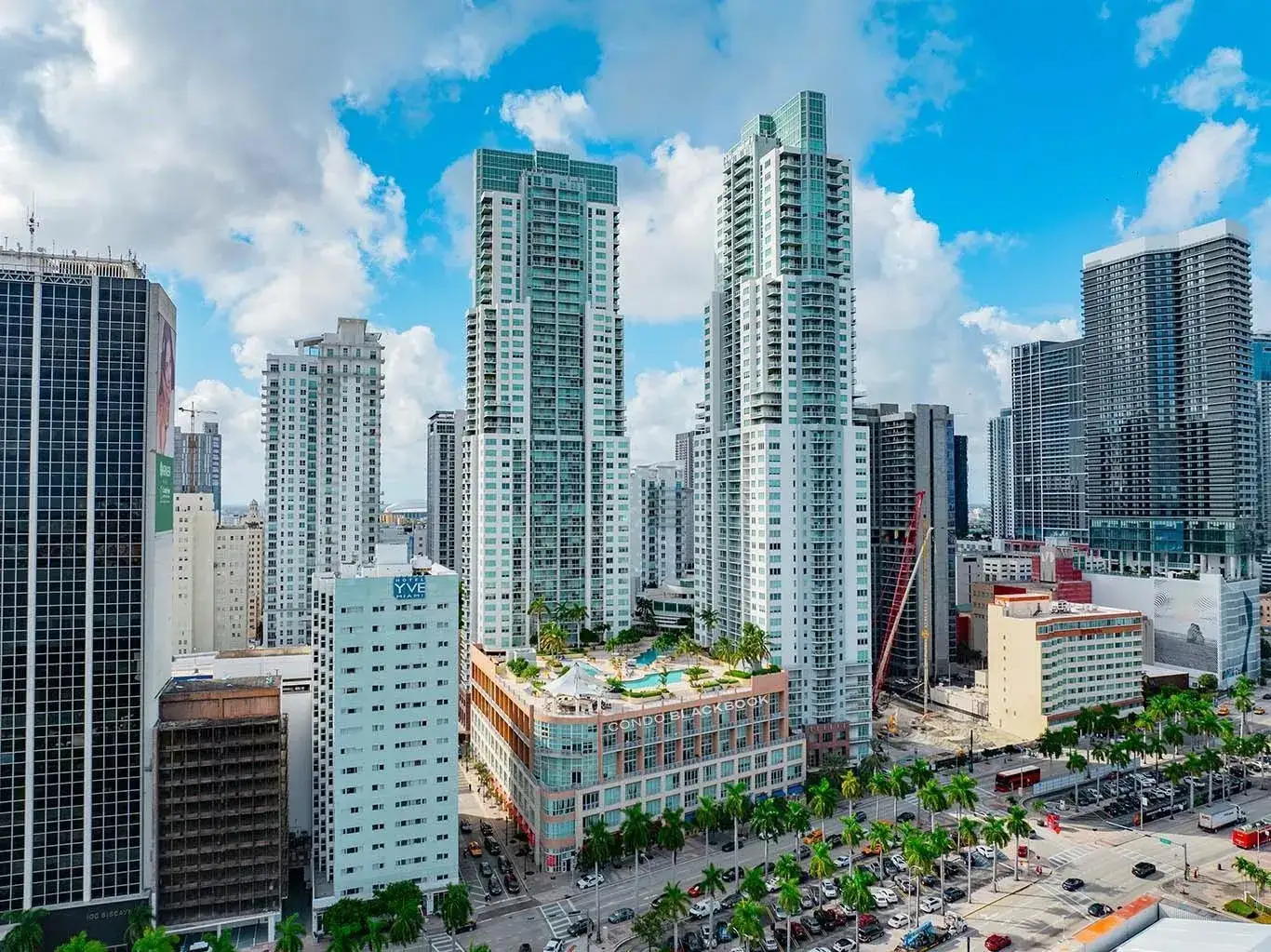 2 bedroom 2 bath Residential for sale at 253 NE 2nd Street # 3208, Miami FL 33132