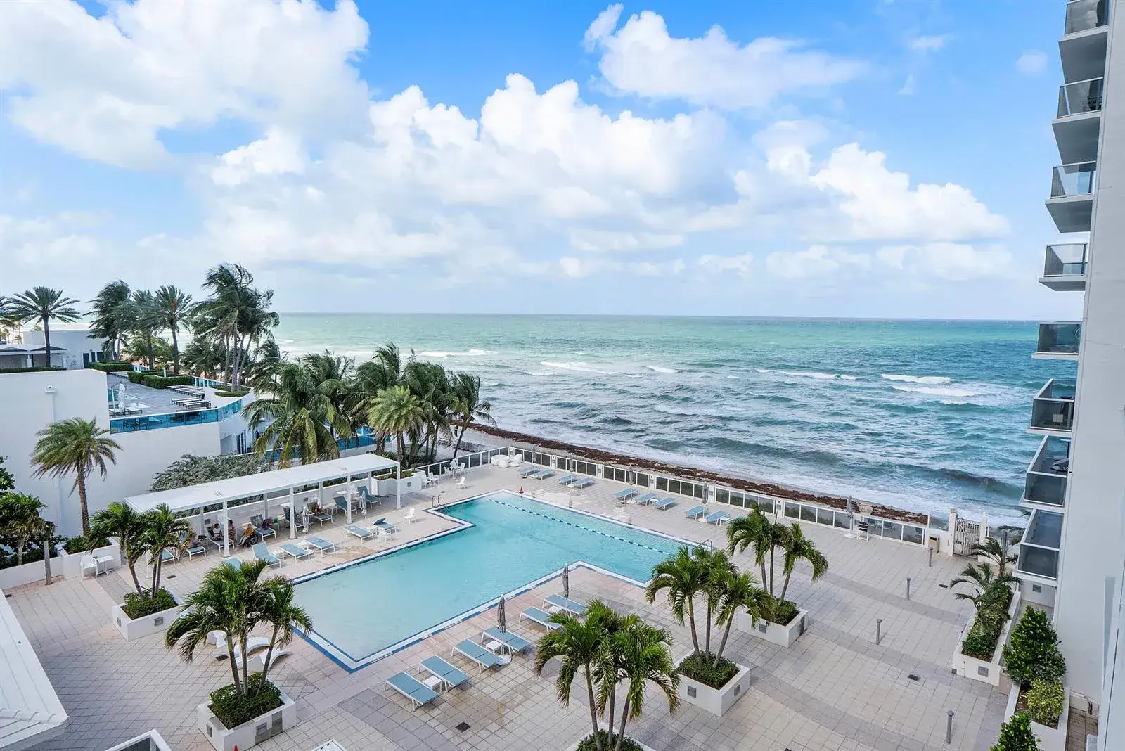 2 bedroom 2 bath Residential for sale at 2751 S Ocean Drive # 602s, Hollywood FL 33019