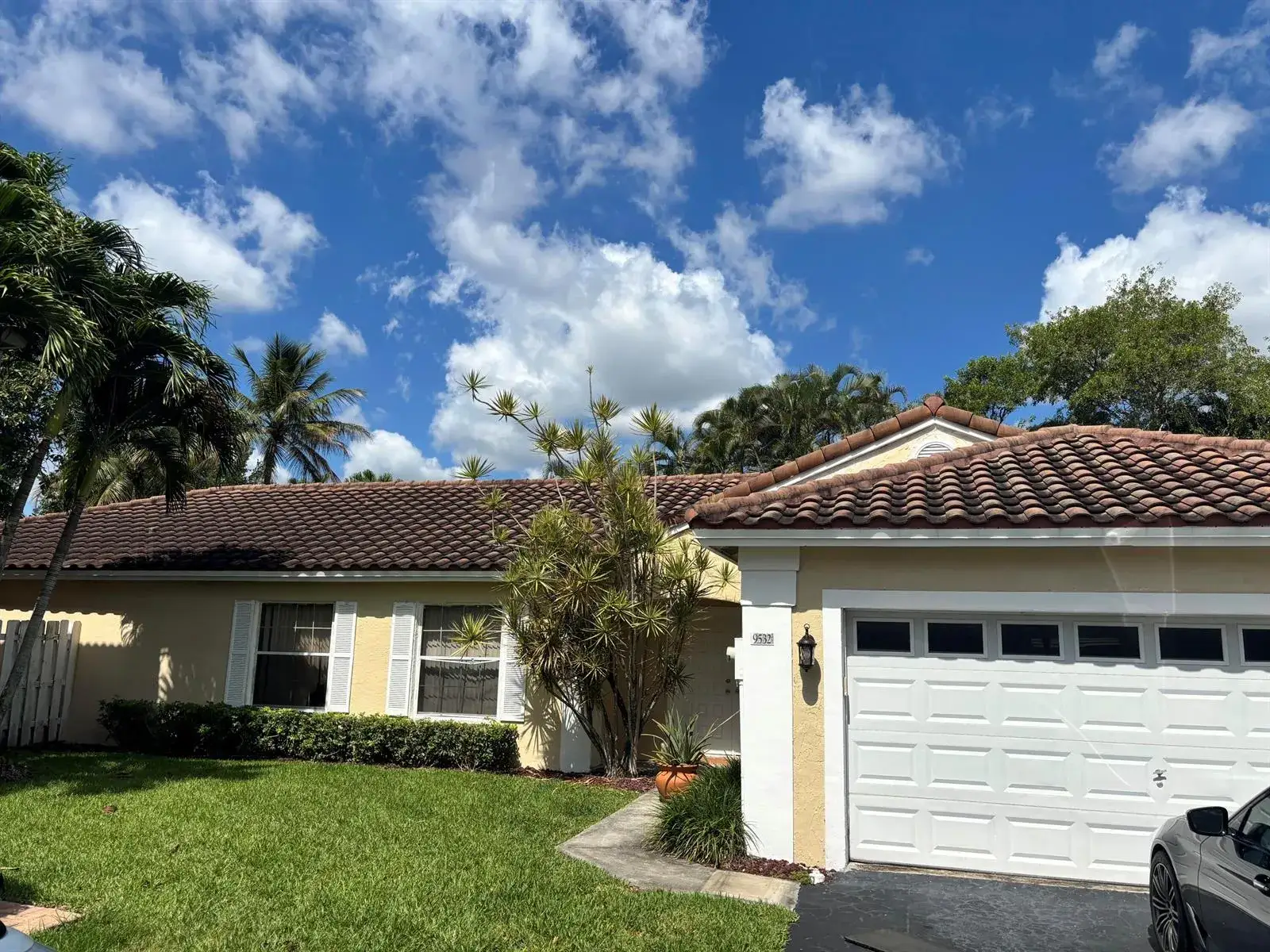 4 bedroom 2 bath Residential for sale at 9532 NW 9th Court, Plantation FL 33324