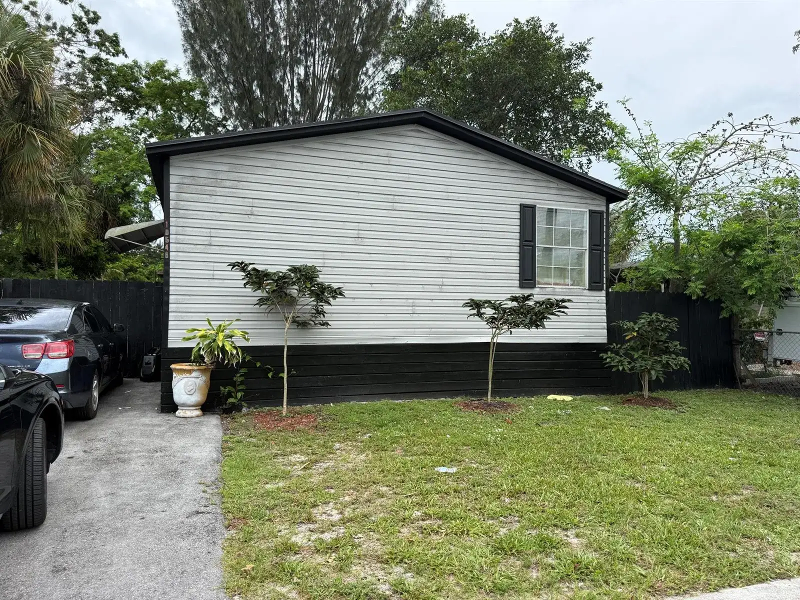 4 bedroom 2 bath Residential for sale at 10548 W Sandalfoot Blvd, FL 33428
