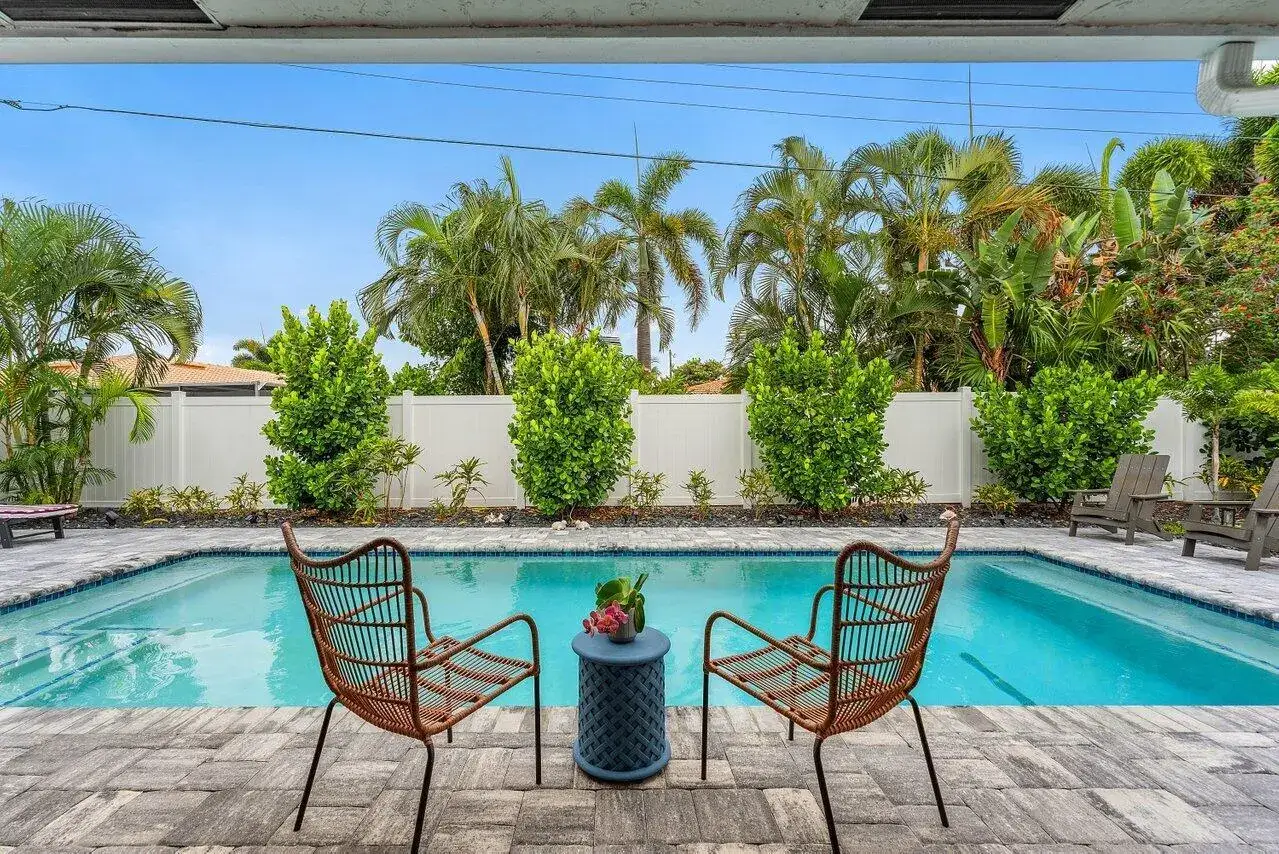 3 bedroom 2 bath Residential for sale at 2527 SW 12th Street, Boynton Beach FL 33426