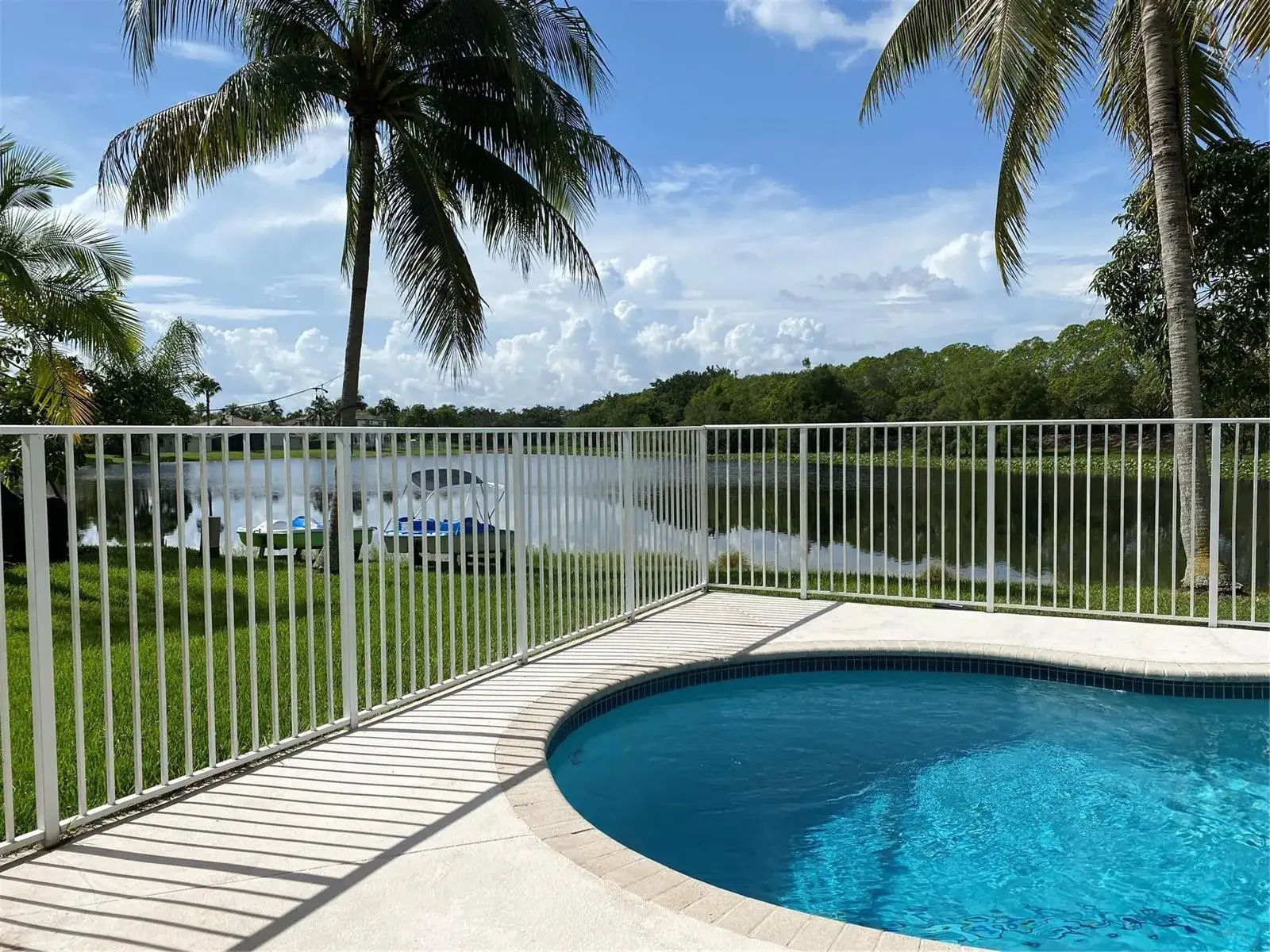4 bedroom 2 bath Residential Lease for rent at 338 Cambridge Drive, Weston FL 33326