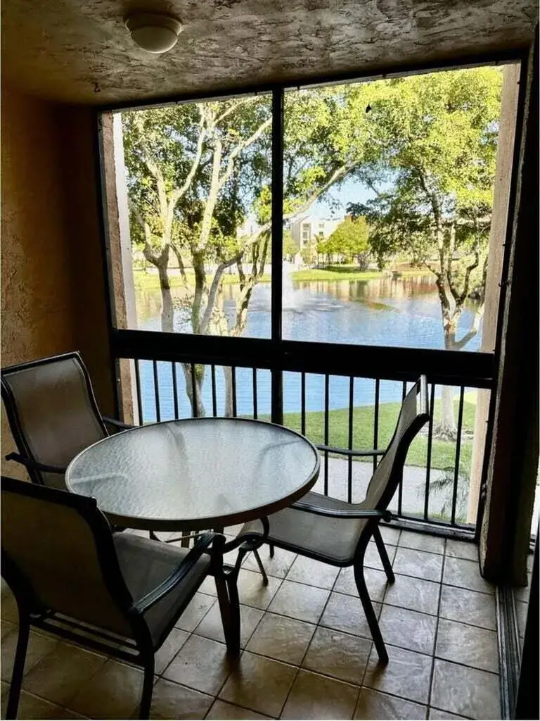 2 bedroom 2 bath Residential Lease for rent at 955 Dotterel Road # 2309, Delray Beach FL 33444