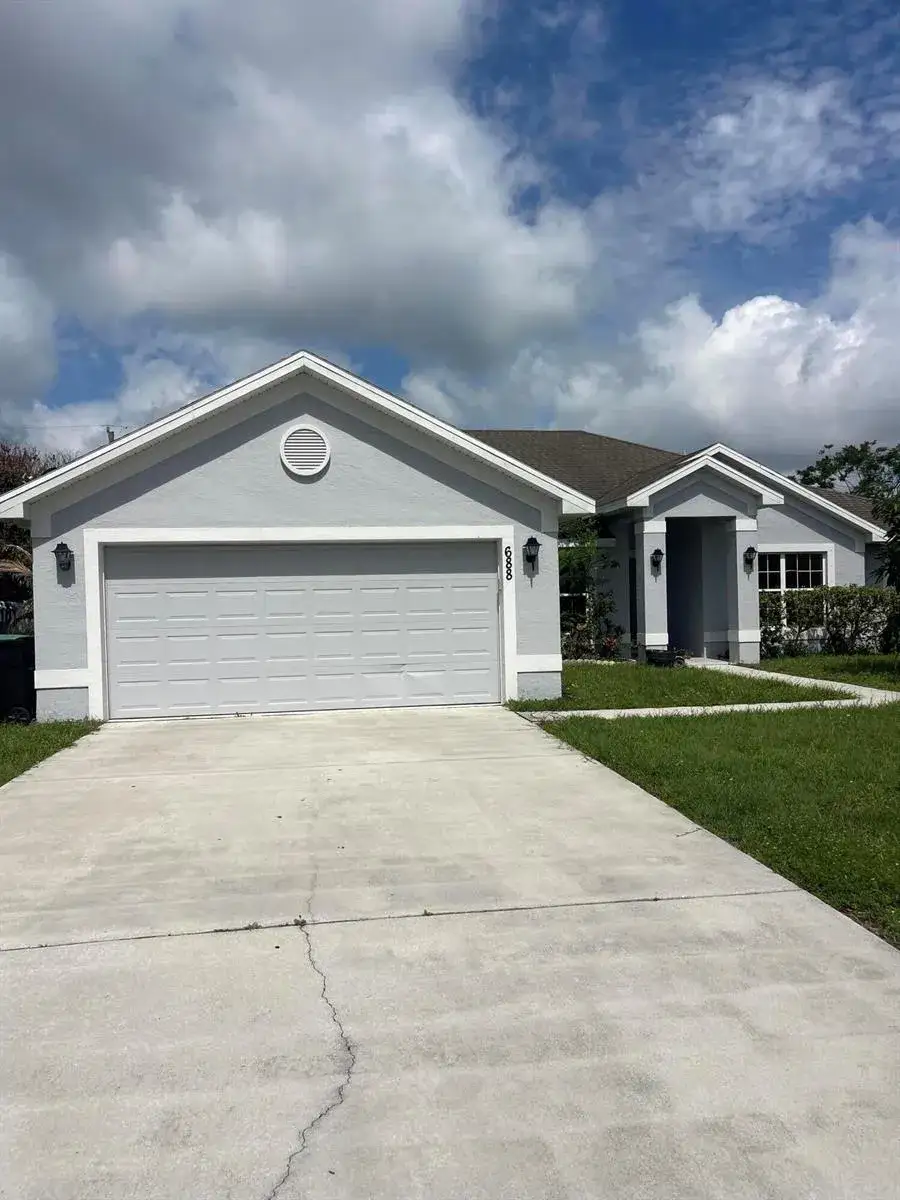 4 bedroom 2 bath Residential for sale at 688 SW Heather Street, Port St. Lucie FL 34983