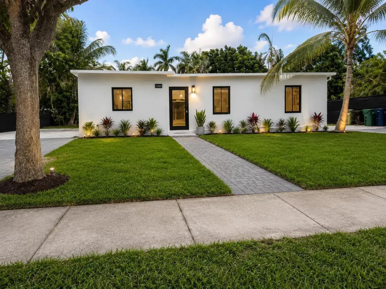 3 bedroom 2 bath Residential for sale at 15495 Harrison Drive, Homestead FL 33033
