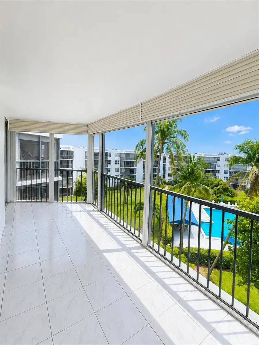 2 bedroom 2 bath Residential Lease for rent at 6500 NW 2nd Avenue # 512, Boca Raton FL 33487