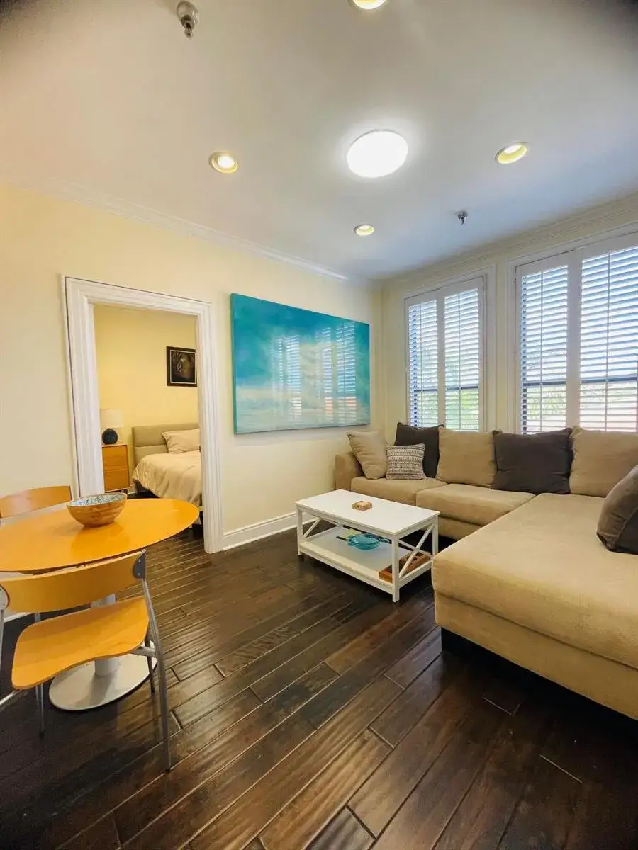 2 bedroom 2 bath Residential for sale at 235 Sunrise Avenue # 2262, Palm Beach FL 33480