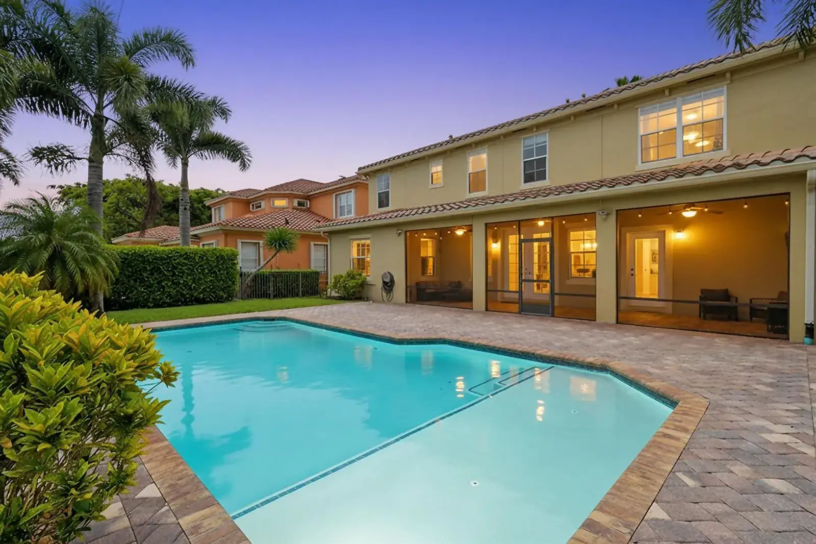 5 bedroom 4 bath Residential for sale at 10519 Longleaf Lane, Wellington FL 33414