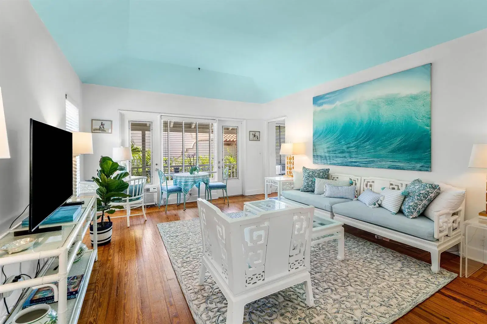 2 bedroom 2 bath Residential Lease for rent at 424 Chilean Avenue # 4, Palm Beach FL 33480