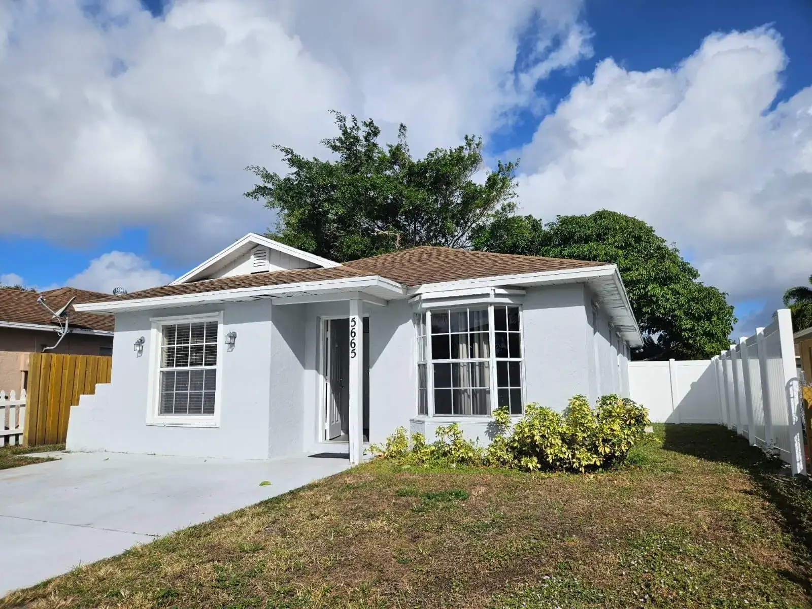 3 bedroom 2 bath Residential for sale at 5665 Boynton Cove Way, Boynton Beach FL 33437