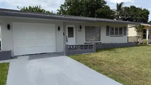 2 bedroom 1 bath Residential for sale at 7315 NW 57th Place, Tamarac FL 33321