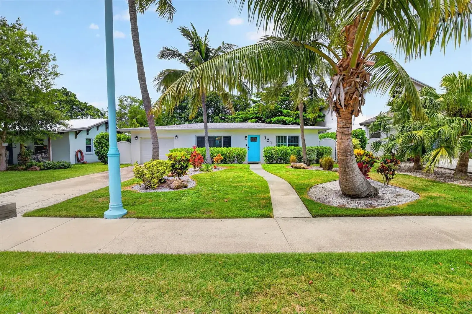 2 bedroom 2 bath Residential for sale at 721 NE 8th Avenue, Boynton Beach FL 33435
