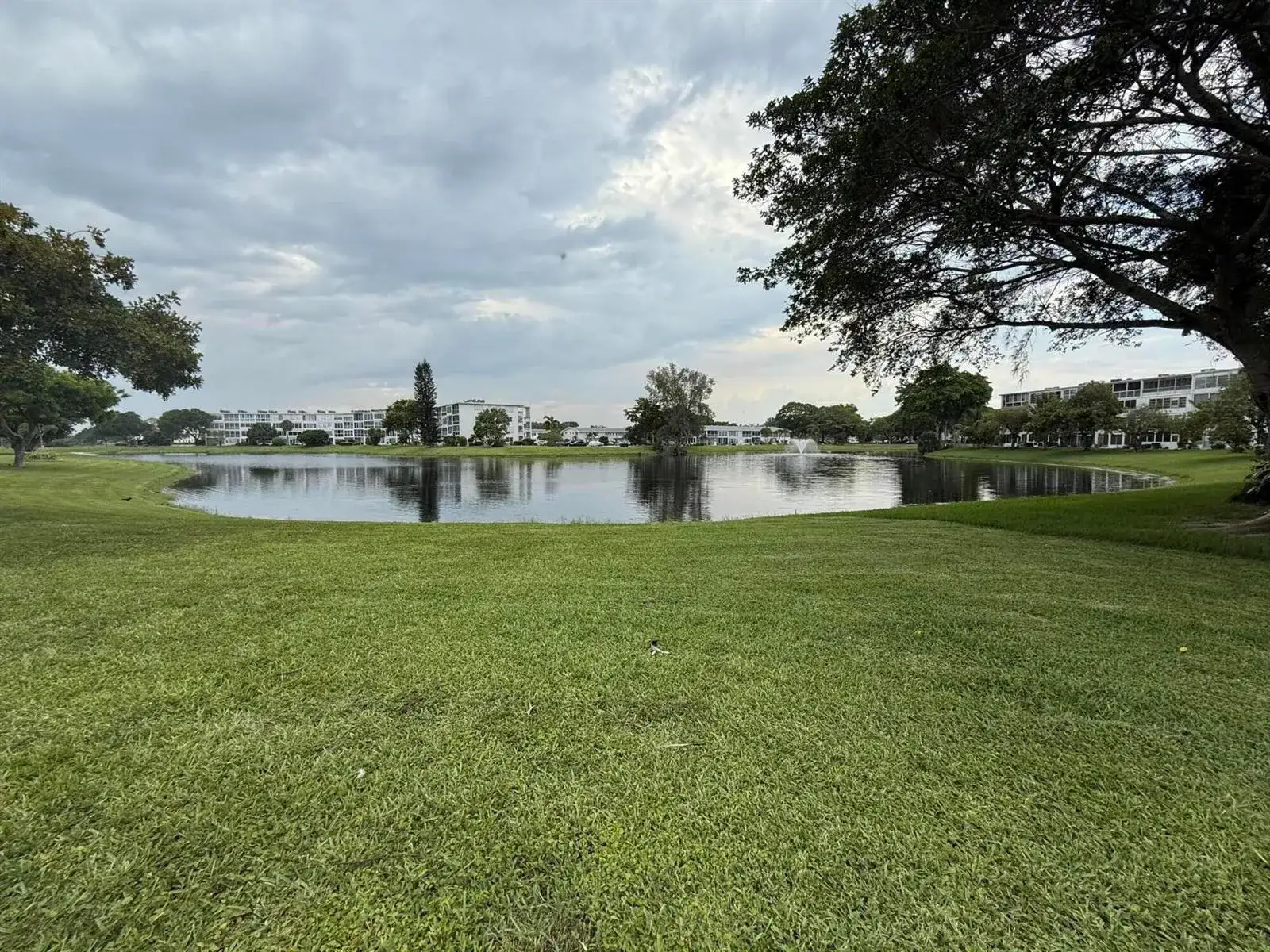 2 bedroom 2 bath Residential for sale at 4021 Farnham O # 4021, Deerfield Beach FL 33442