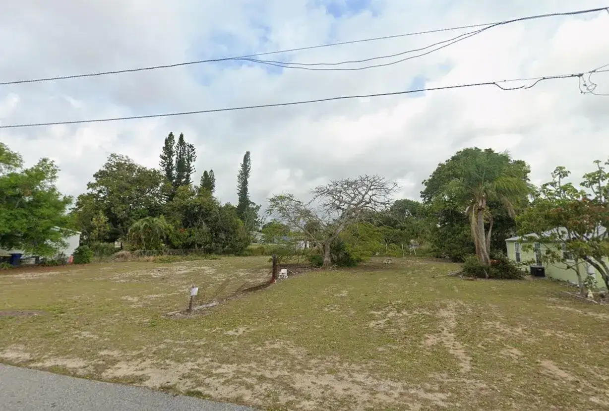 Land/Boat Docks for sale at 162 Vision Street, Lake Placid FL 33852