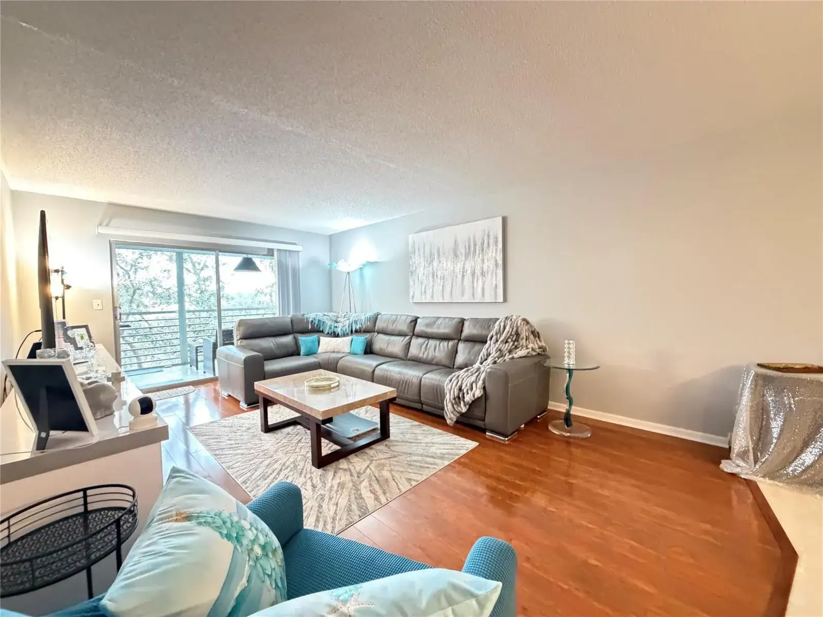 2 bedroom 2 bath Residential Lease for rent at 2304 Lucaya Lane # L4, Coconut Creek FL 33066