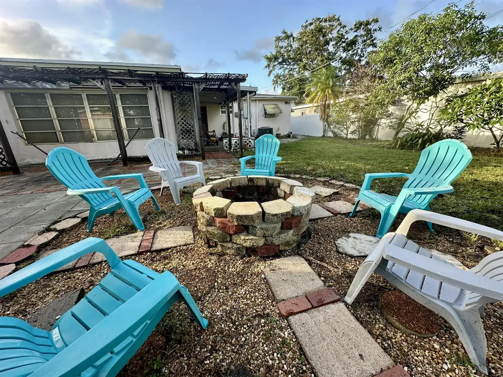 2 bedroom 1 bath Residential Lease for rent at 7000 SW 11th Street, Pembroke Pines FL 33023