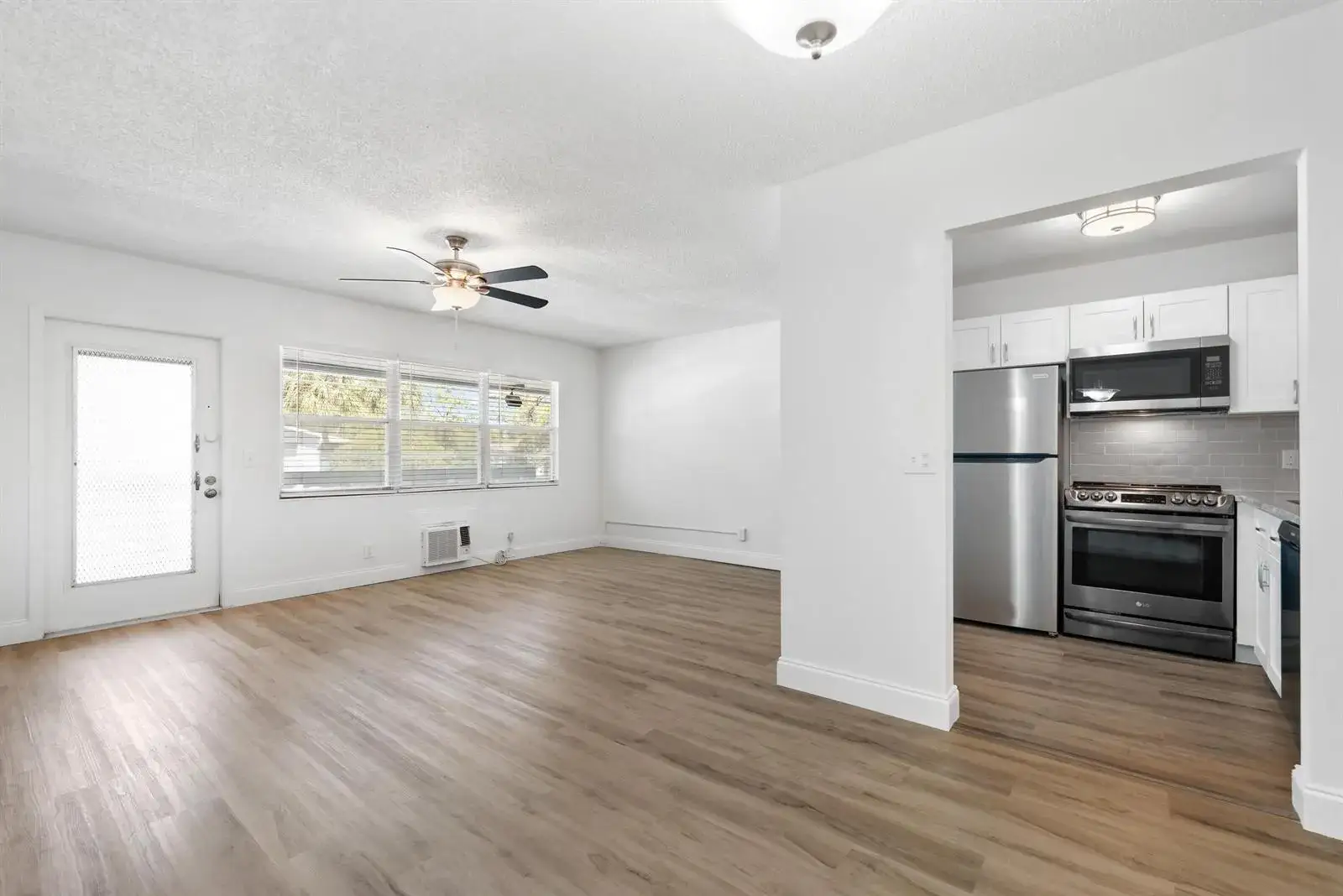 1 bedroom 1 bath Residential for sale at 142 Ventnor Drive # I, Deerfield Beach FL 33442