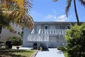 3 bedroom 2 bath Residential Lease for rent at 701 Pine Drive # 204, Pompano Beach FL 33060