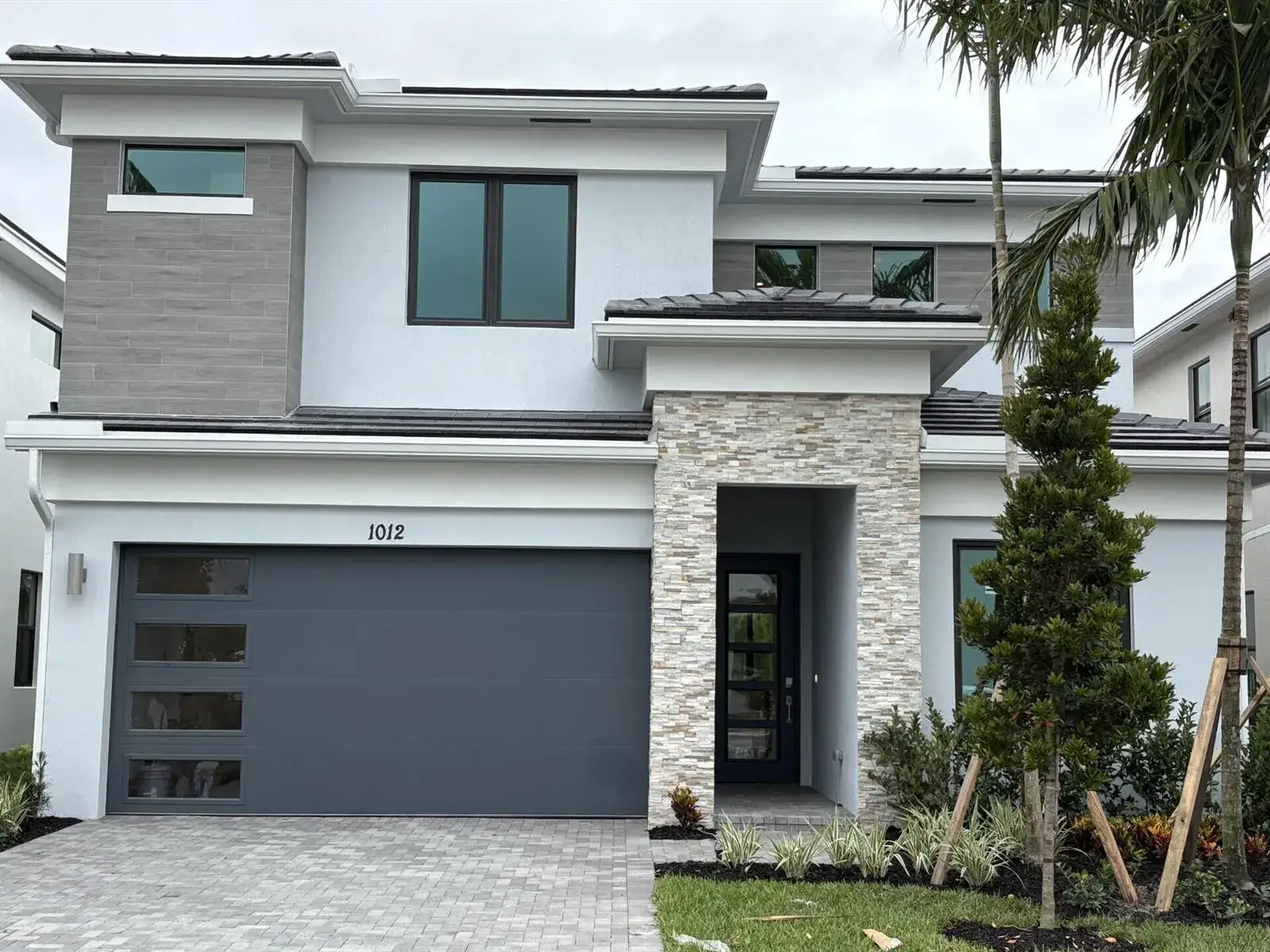 5 bedroom 5 bath Residential for sale at 1012 Raleigh Way, Wellington FL 33414