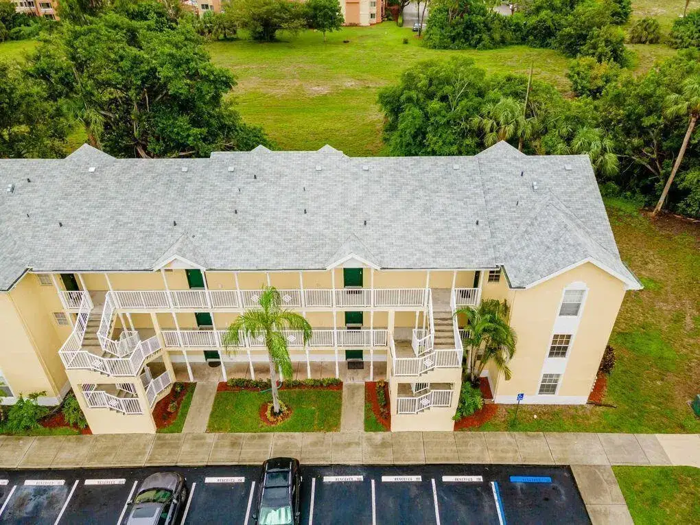 1 bedroom 1 bath Residential Lease for rent at 6324 La Costa Drive # C, Boca Raton FL 33433