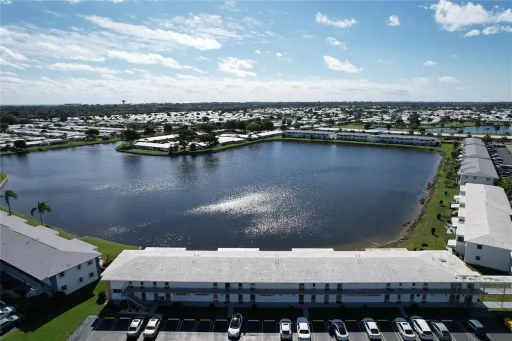 2 bedroom 1 bath Residential for sale at 1116 Lake Terrace # 214, Boynton Beach FL 33426
