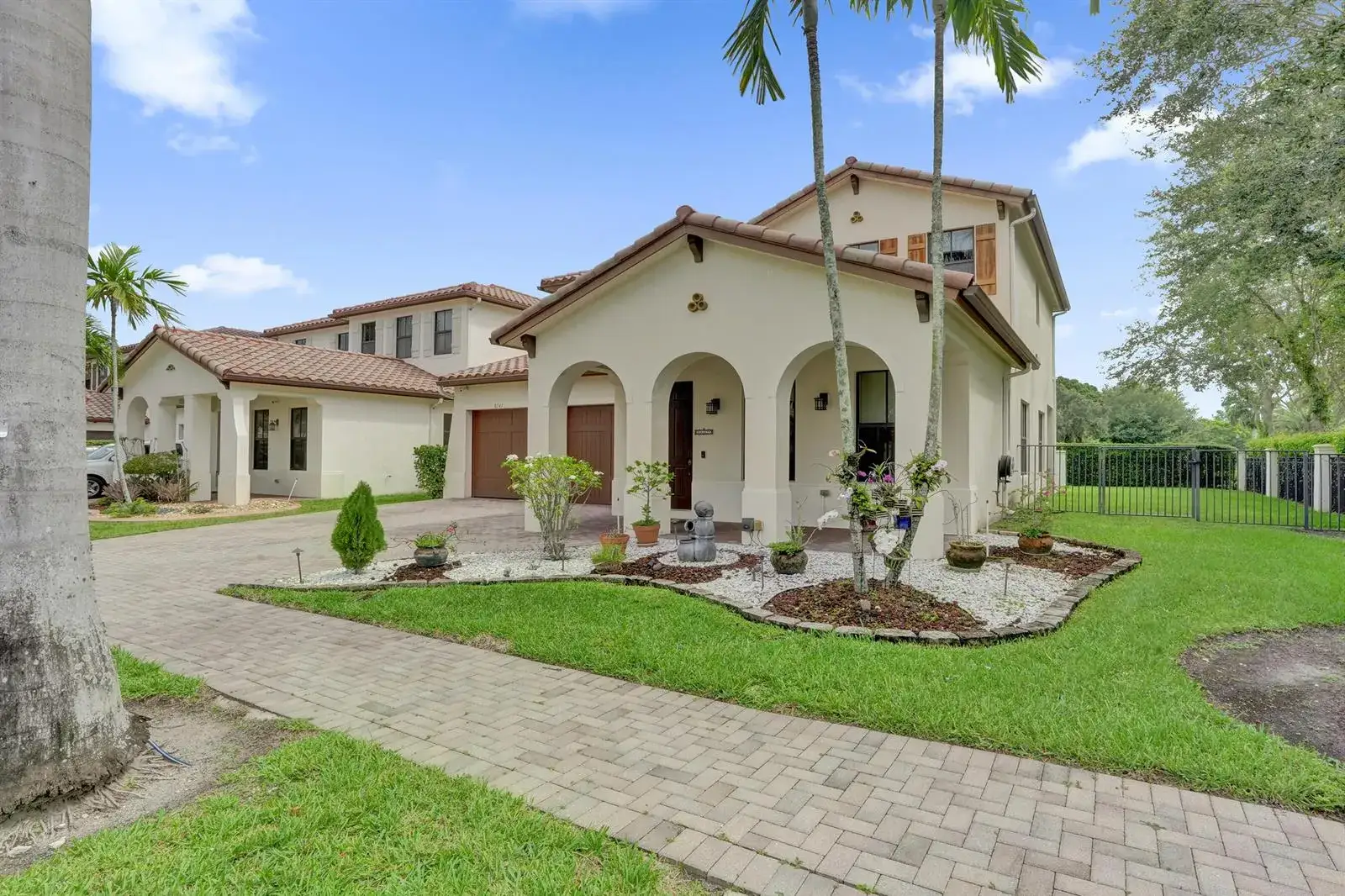 4 bedroom 3 bath Residential for sale at 8541 NW 38th Street, Cooper City FL 33024