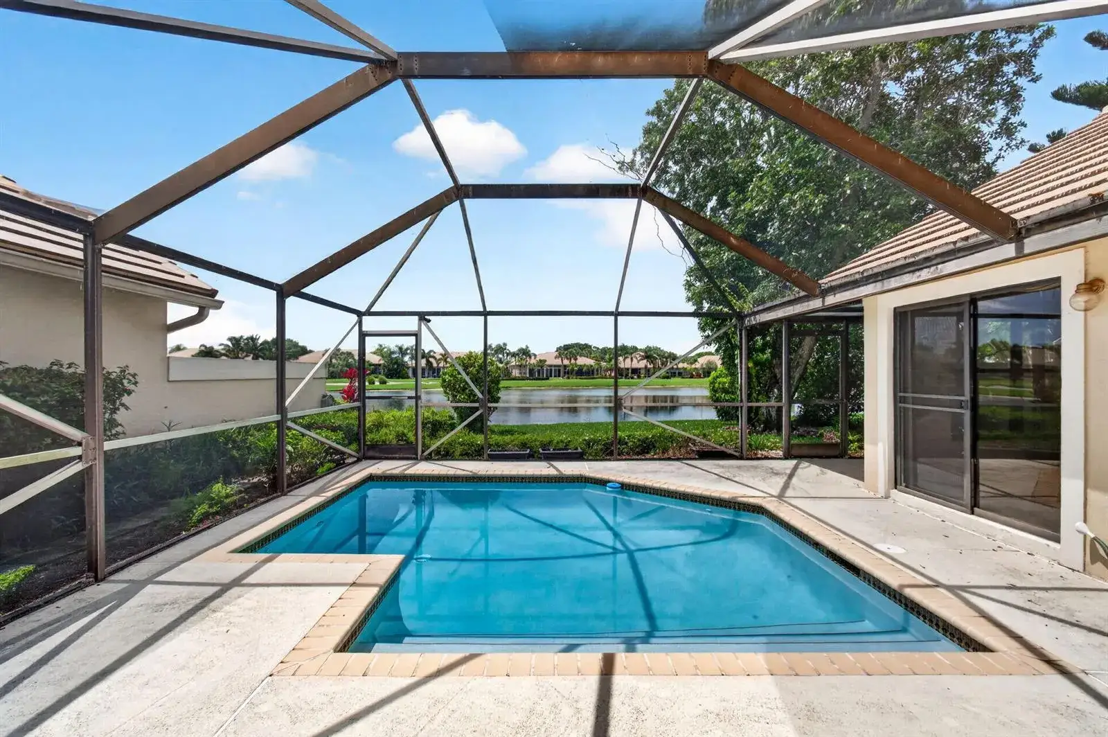 3 bedroom 2 bath Residential for sale at 7004 Bitterbush Place, Boynton Beach FL 33472