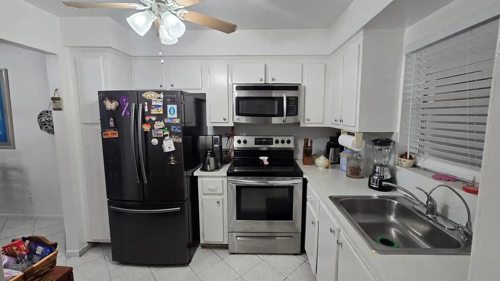 2 bedroom 2 bath Residential for sale at 1200 Tallwood Avenue # 305, Hollywood FL 33021